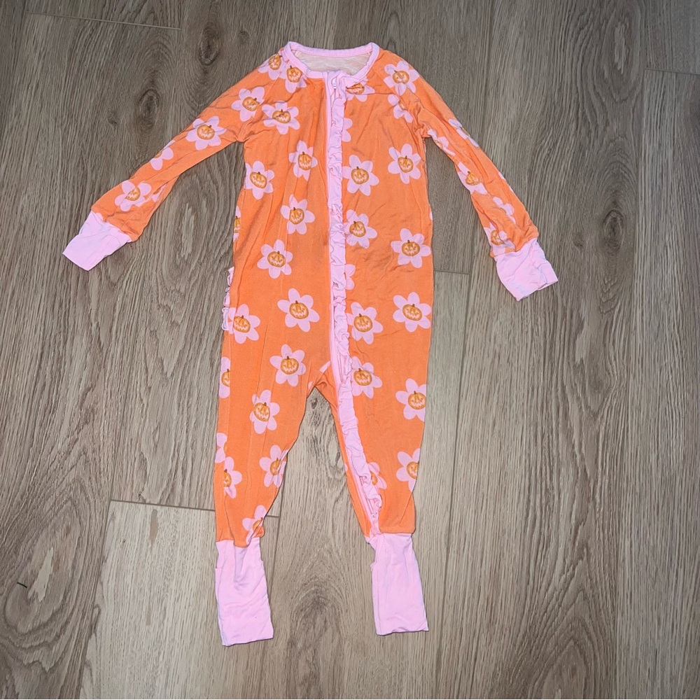 Poppy Kids Co Groovy Halloween Pumpkin Pajamas